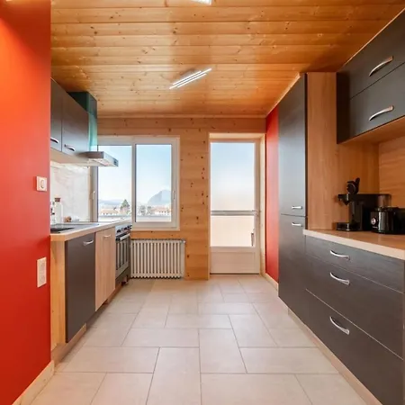 Apartment Fauvettes Furnished Flat *