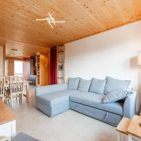 Fauvettes Furnished Flat *